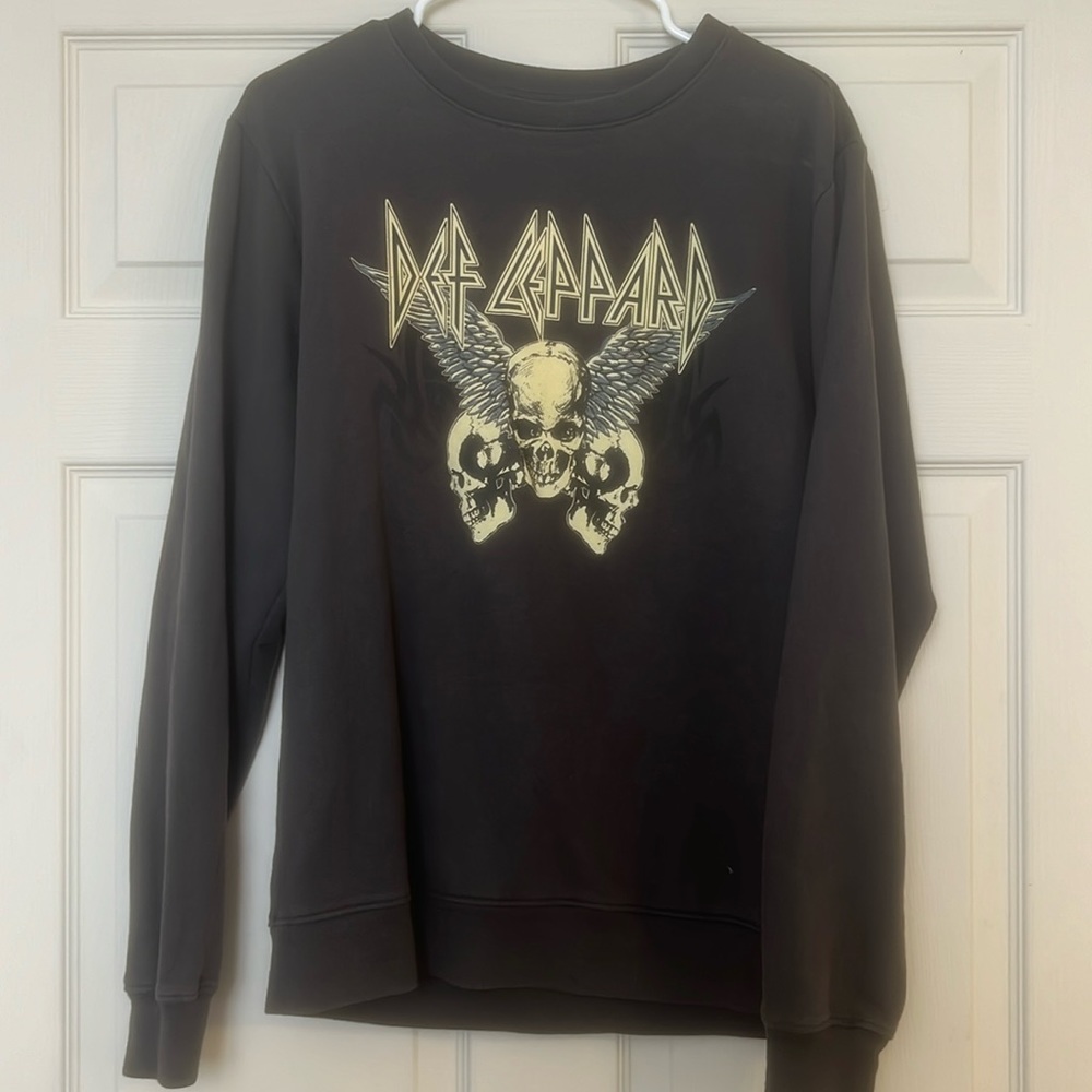 Def Leppard oversized graphic crewneck